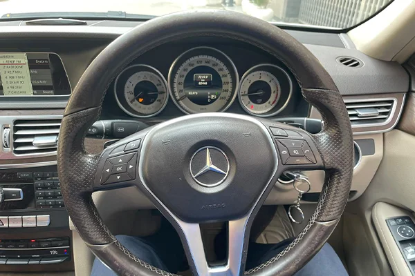 Mercedes Benz E250