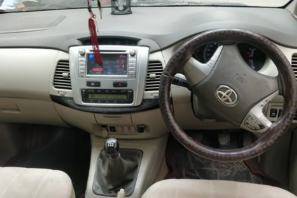 Toyota Innova 2.5 Z