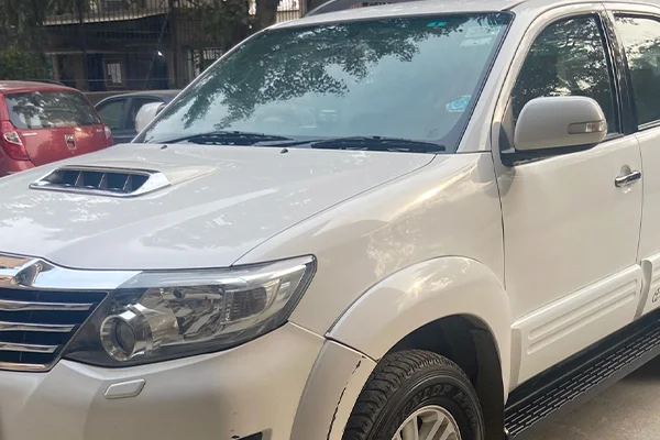 Toyota Fortuner 2015